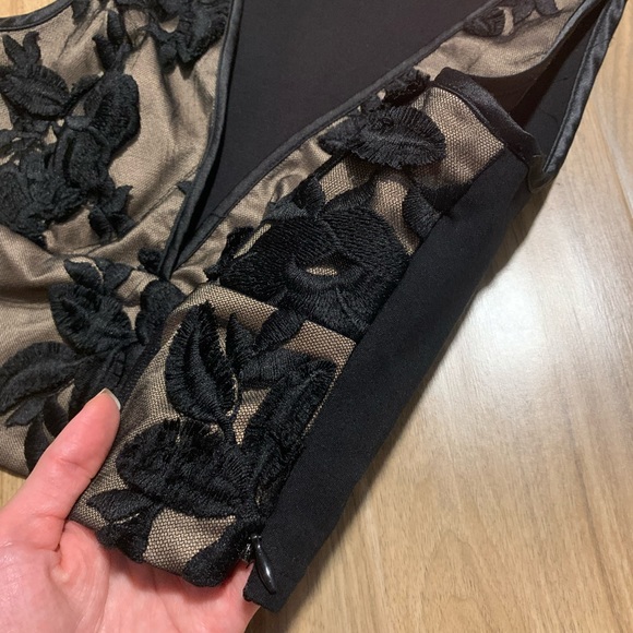 Bebe lace crop top - Picture 7 of 8